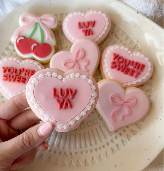 Frilly Heart Cookie Stamp & Cutter