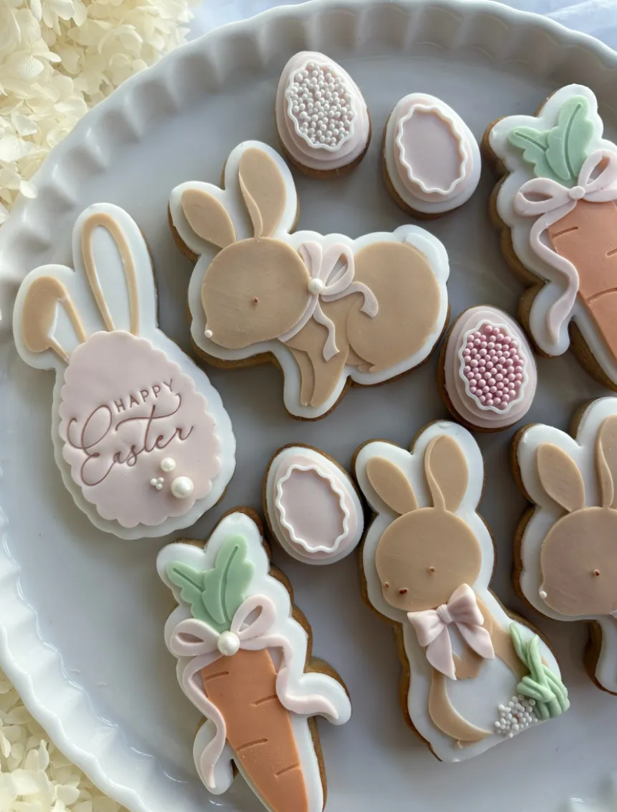 Wavy Egg with Bunny Ears Cookie Stamp & Cutter