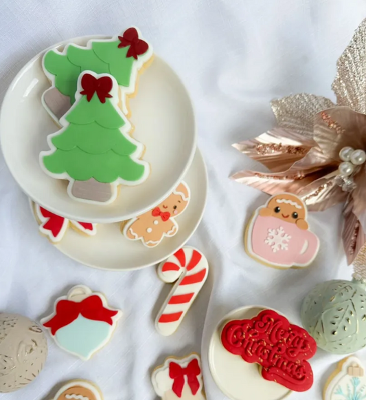 Christmas Tree with Bow Cookie Stamp & Cutter