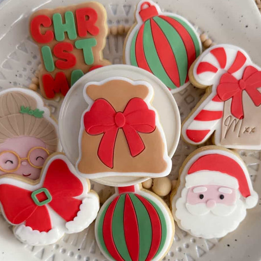 Santa Sack with Bow Cookie Stamp & Cutter