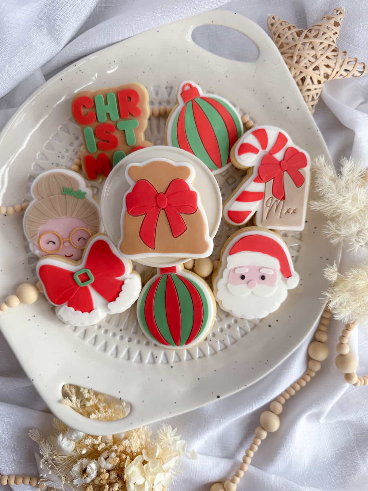 Santa Sack with Bow Cookie Stamp & Cutter